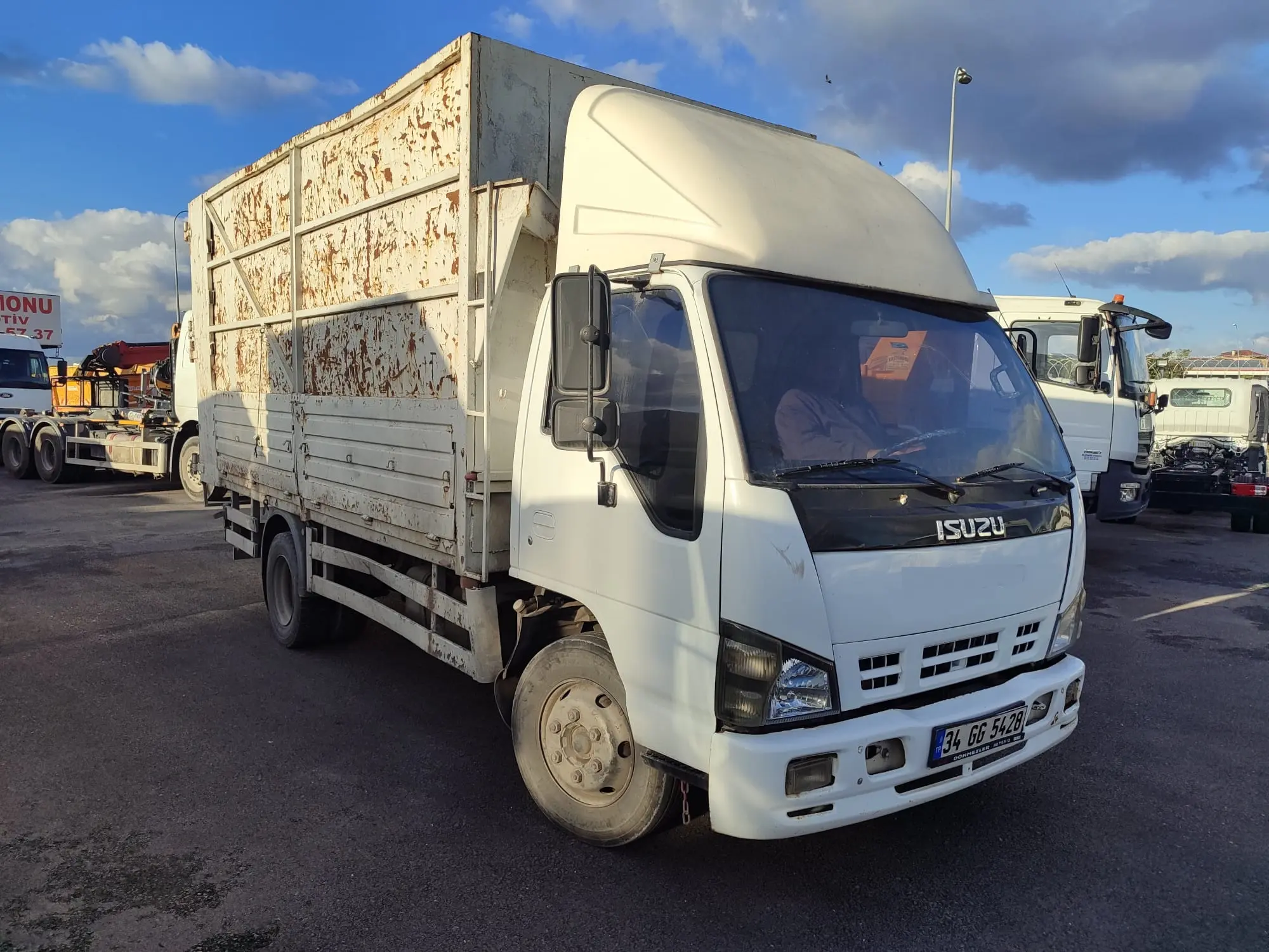 Isuzu Npr Damper Kasa Kamyon