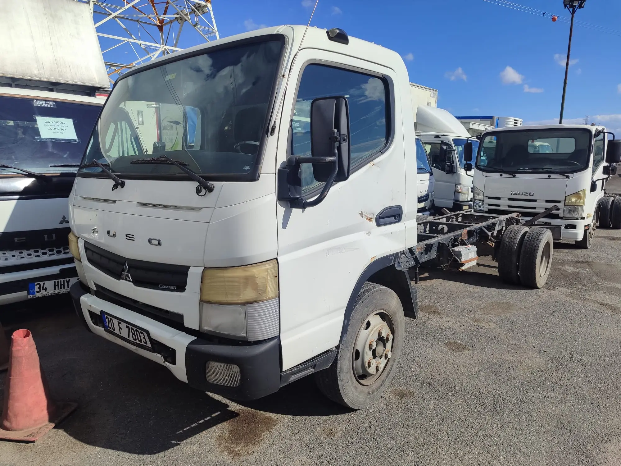 Mitsubishi TF B65 L Uzun Şase Kamyon