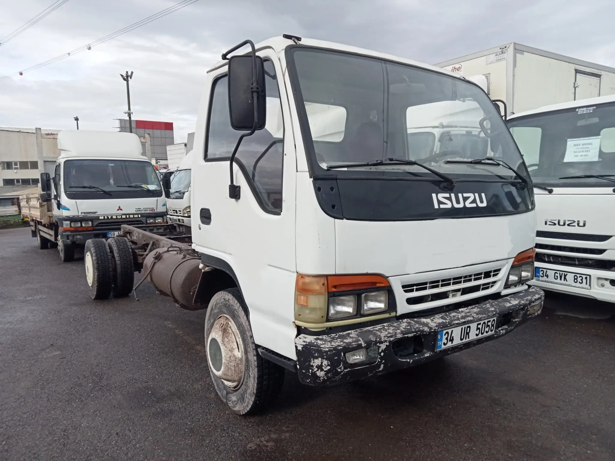 Isuzu NQR / Kamyon