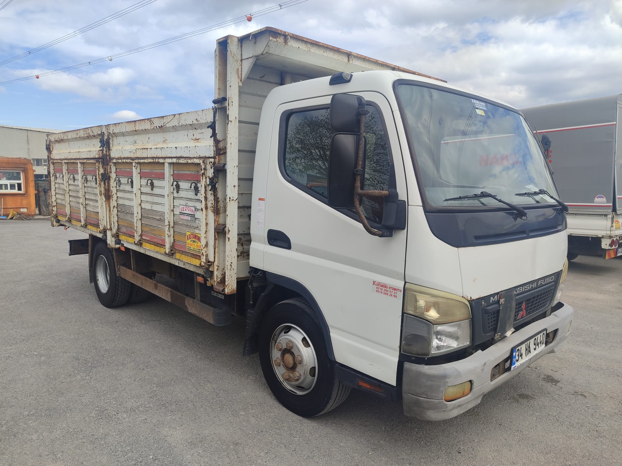 Canter FE 859-E / Kamyon