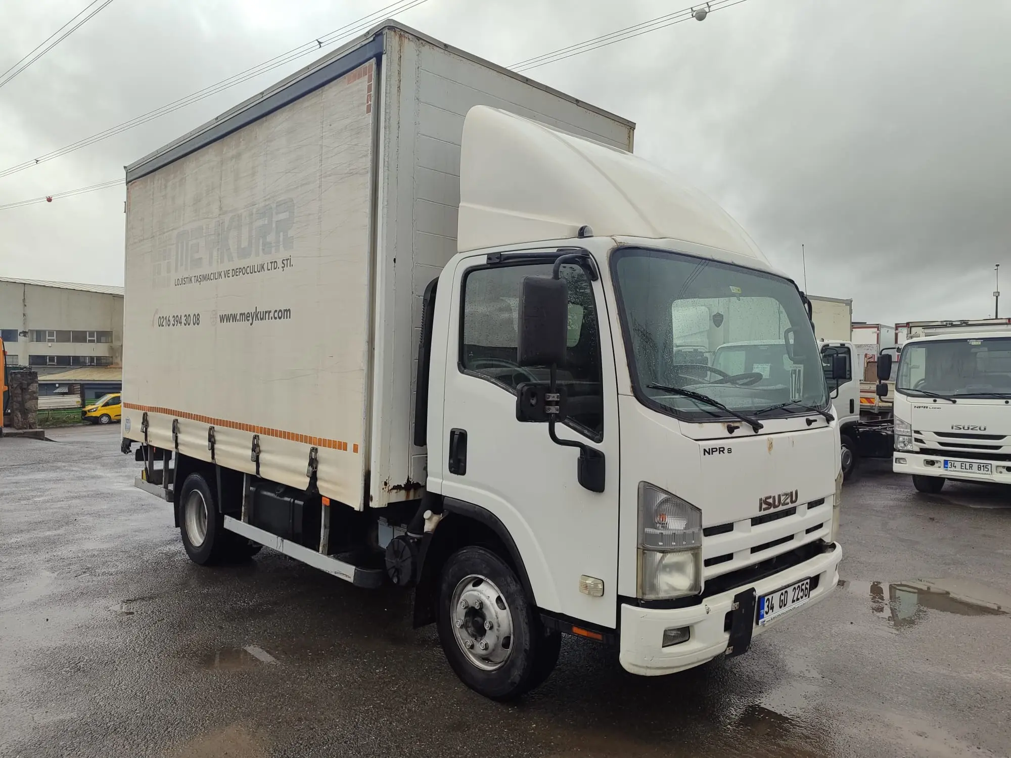 Isuzu Npr 8 / Kamyon