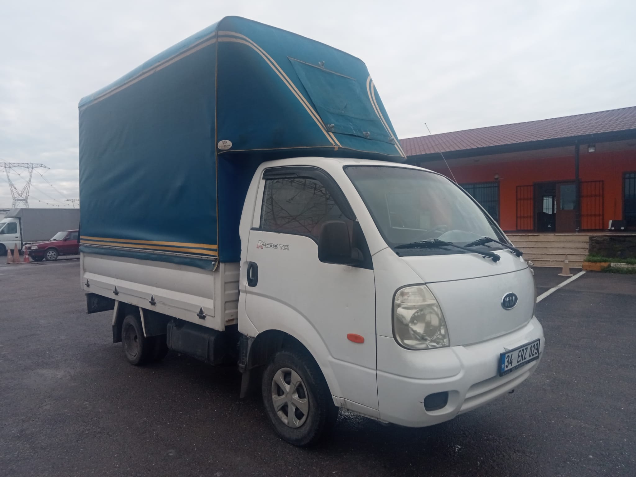 Bongo K-2500 / Kamyonet