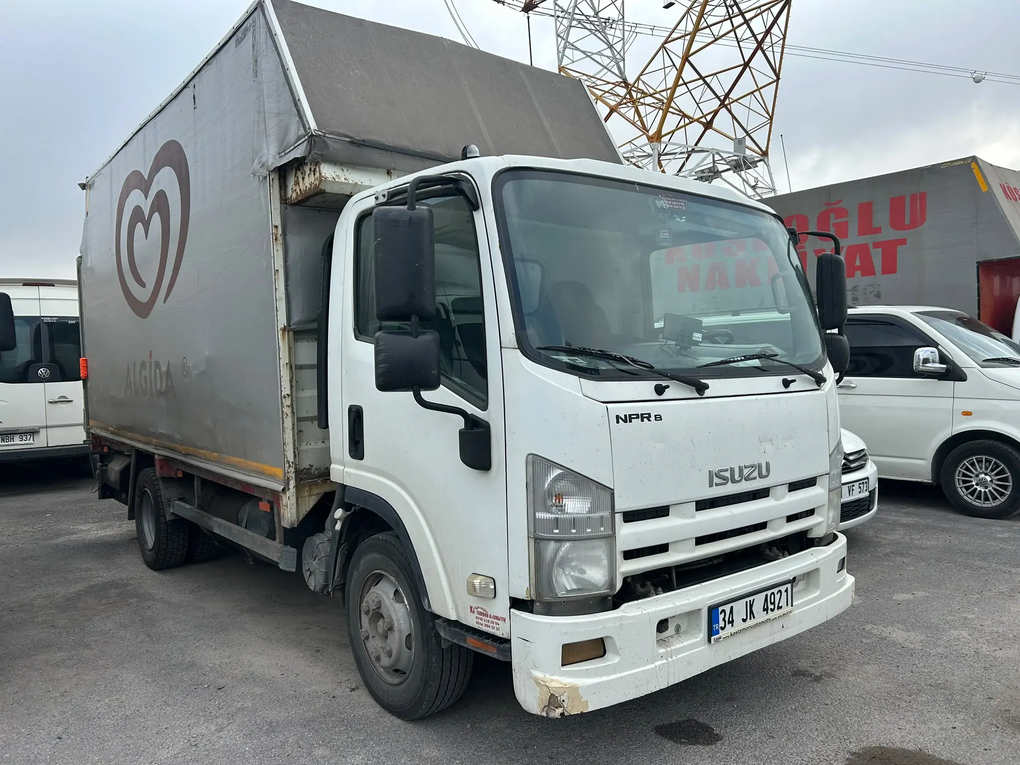 Isuzu Npr 8 / Kamyon